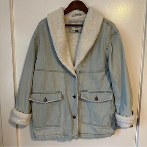 Ashley Vintage Charm Sherpa-Lined Denim Jacket — Women’s M